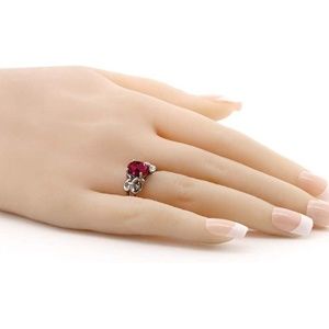 Fashion ruby ring
